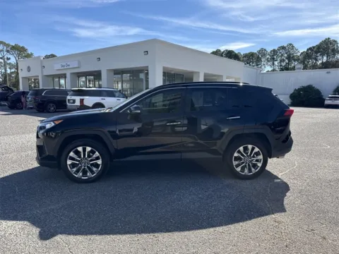 More photos of 2019 Toyota RAV4 Limited at Step One Volkswagen Fort Walton Beach, FL