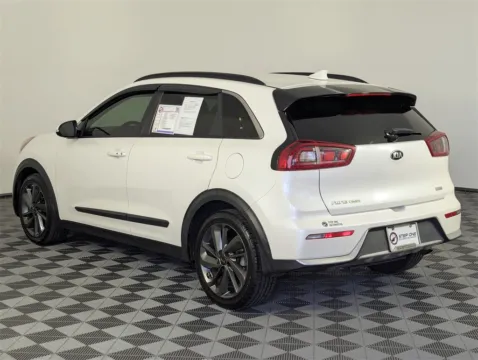 More photos of 2017 Kia Niro EX at Step One Volkswagen Fort Walton Beach, FL