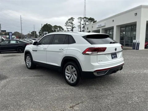 More photos of 2023 Volkswagen Atlas Cross Sport 3.6L V6 SE w/Technology at Step One Volkswagen Fort Walton Beach, FL