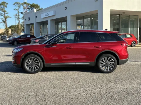 More photos of 2023 Lincoln Corsair Reserve at Step One Volkswagen Fort Walton Beach, FL