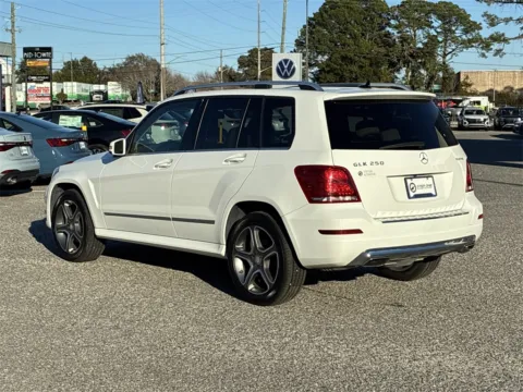 More photos of 2015 Mercedes-Benz GLK 250 at Step One Volkswagen Fort Walton Beach, FL