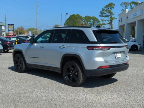 More photos of 2024 Jeep Grand Cherokee Limited at Step One Volkswagen Fort Walton Beach, FL