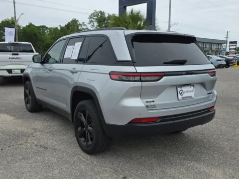 More photos of 2024 Jeep Grand Cherokee Limited at Step One Volkswagen Fort Walton Beach, FL