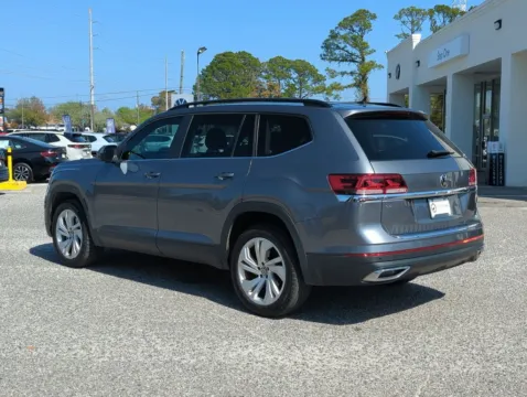 More photos of 2023 Volkswagen Atlas 2.0T SE w/Technology at Step One Volkswagen Fort Walton Beach, FL