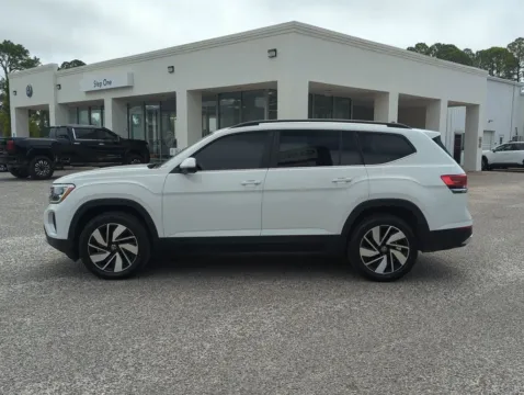 More photos of 2024 Volkswagen Atlas 2.0T SE w/Technology at Step One Volkswagen Fort Walton Beach, FL
