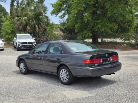 More photos of 2001 Toyota Camry LE at Step One Volkswagen Fort Walton Beach, FL