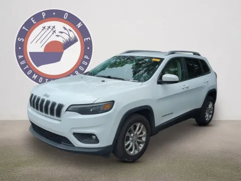 Photos of 2019 Jeep Cherokee Latitude for sale in Fort Walton Beach, FL at Step One Volkswagen Fort Walton Beach