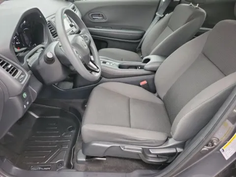 More photos of 2019 Honda HR-V LX at Step One Chevrolet, AL