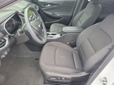 More photos of 2025 Chevrolet Malibu LT at Step One Chevrolet, AL