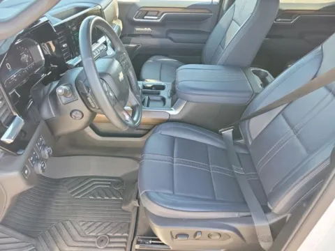 More photos of 2024 Chevrolet Silverado 1500 High Country at Step One Chevrolet, AL