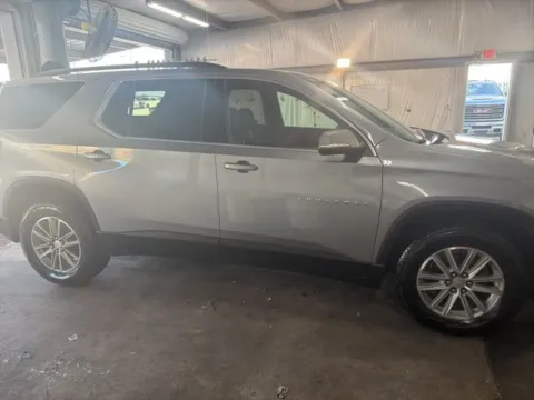 More photos of 2023 Chevrolet Traverse LT at Step One Chevrolet, AL