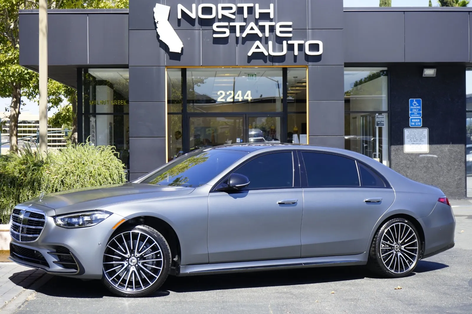 2023 Mercedes-Benz S-Class S 580 - Photo 2