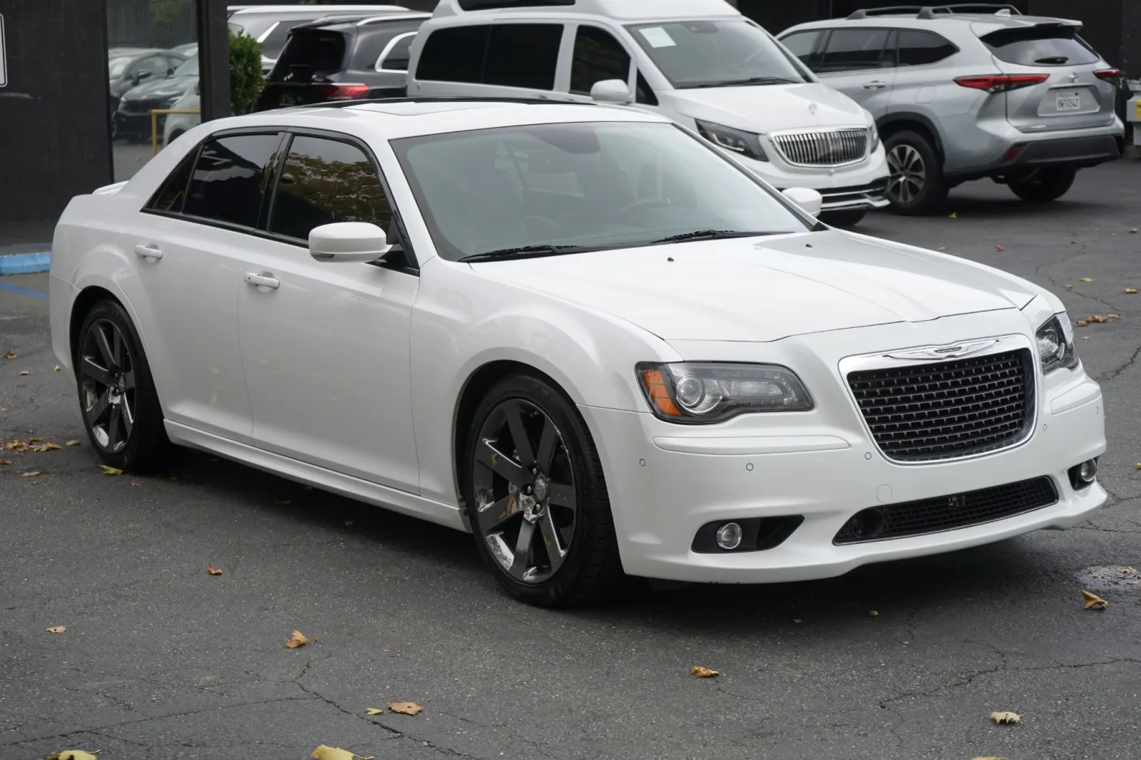 2014 Chrysler 300 SRT8 - Photo 7