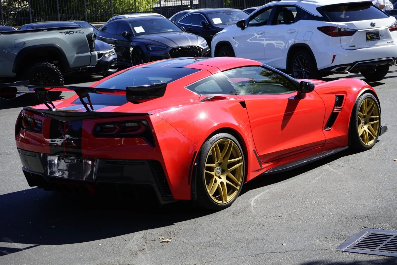 2018 Chevrolet Corvette 2LT - Photo 8