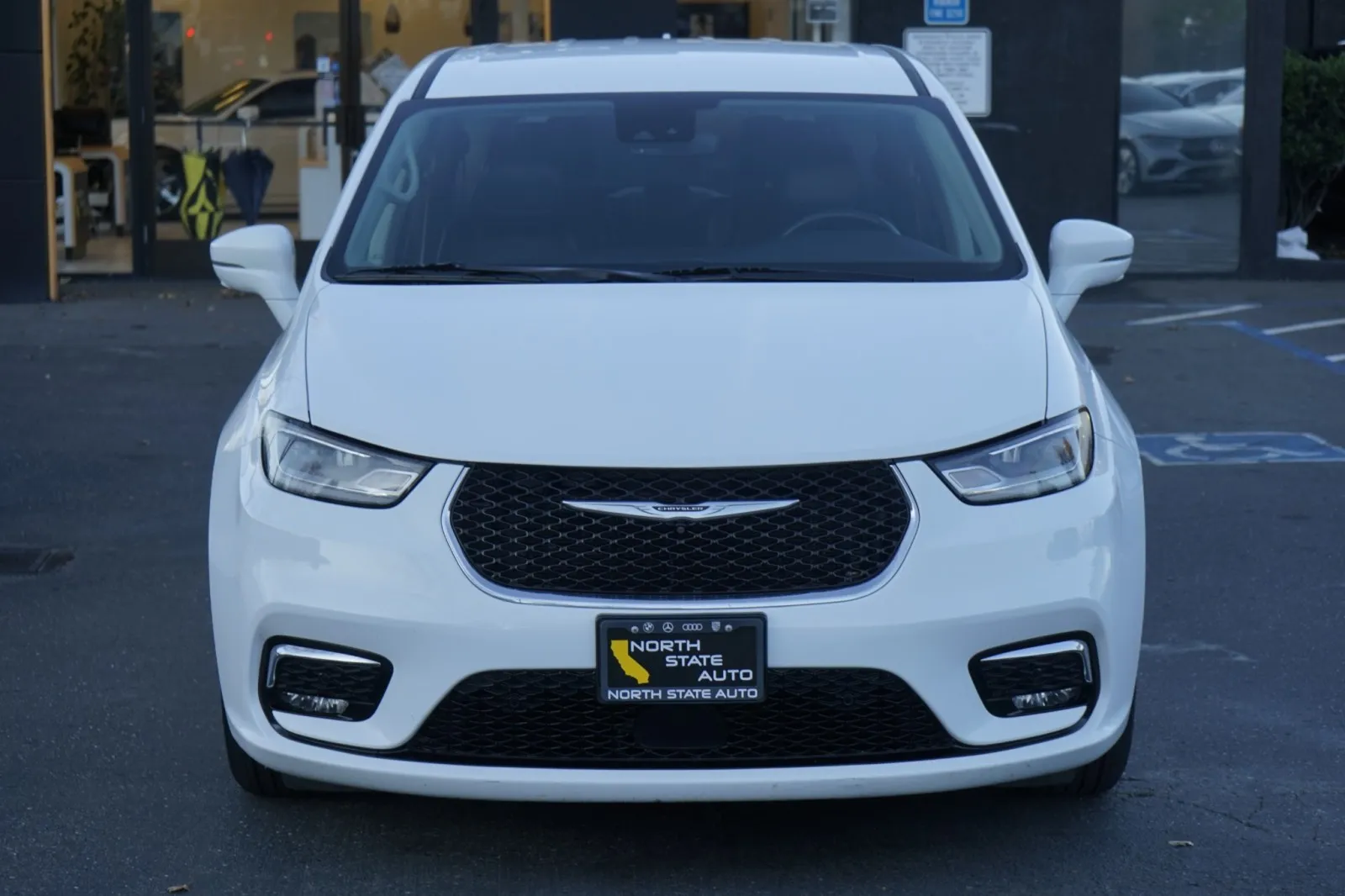 More photos of 2022 Chrysler Pacifica Hybrid Touring L at North State Auto, CA