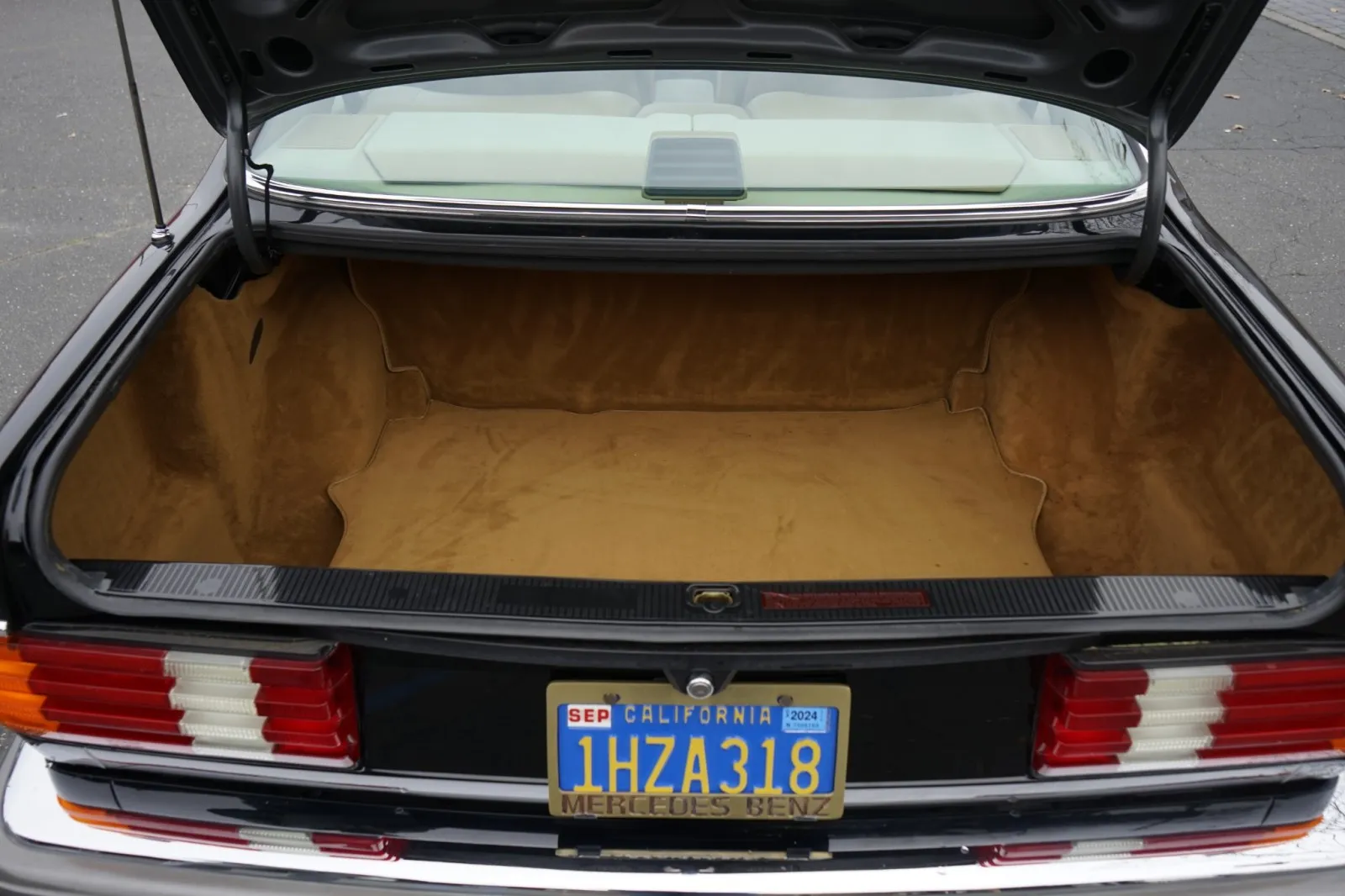 1983 Mercedes-Benz 380 - Photo 17