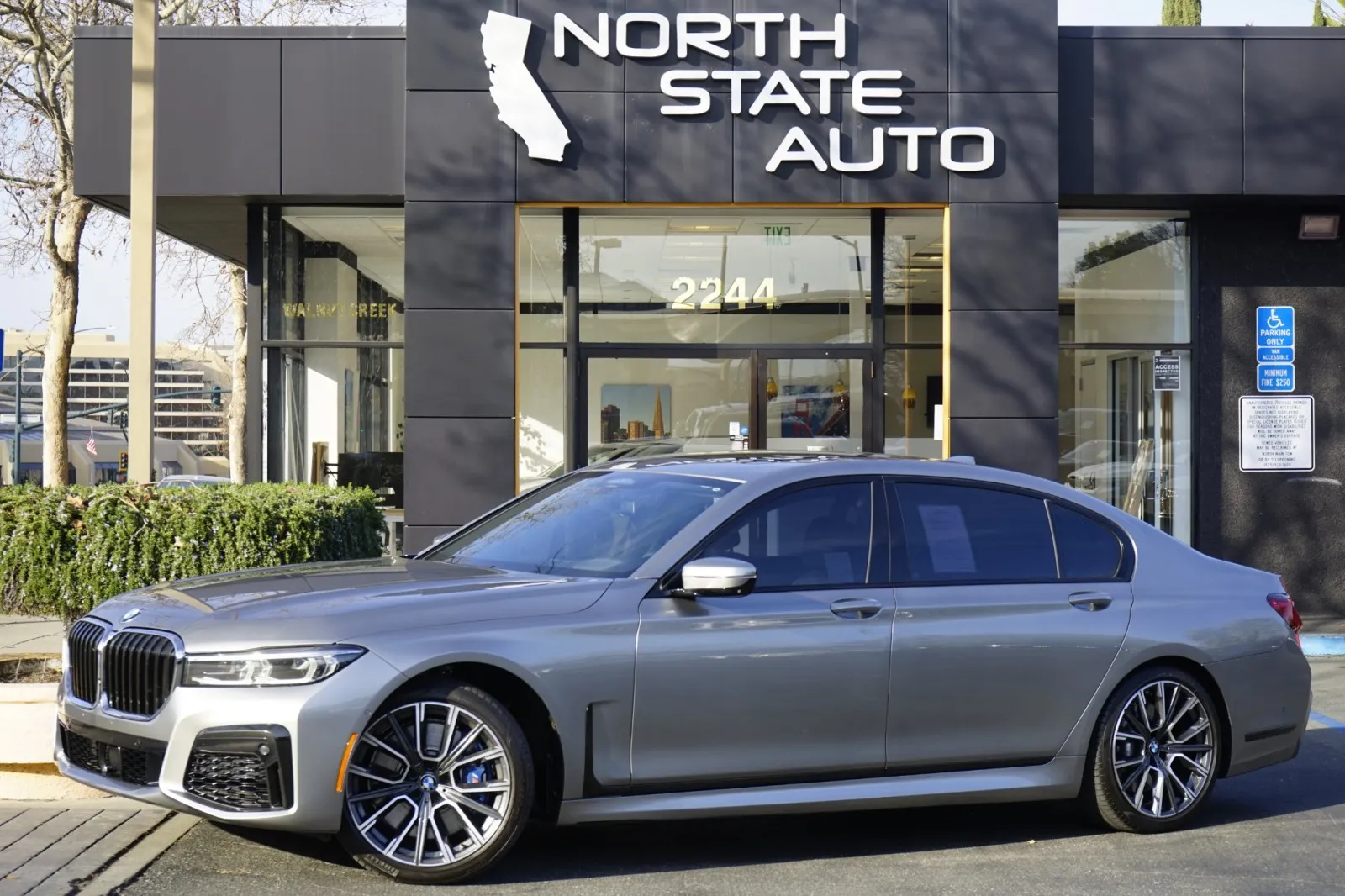 Gray 2021 BMW 7 Series 750i xDrive for sale in Walnut Creek, CA