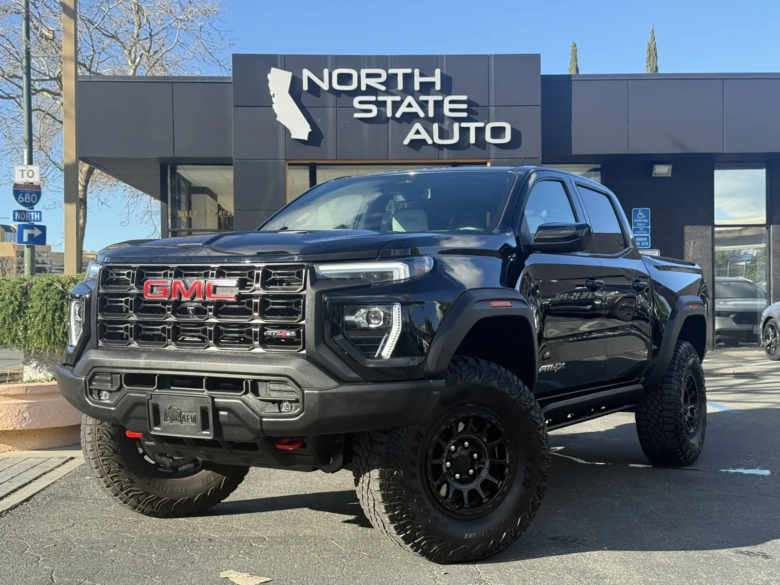 Black 2024 GMC Canyon 4WD AT4X for sale in Walnut Creek, CA