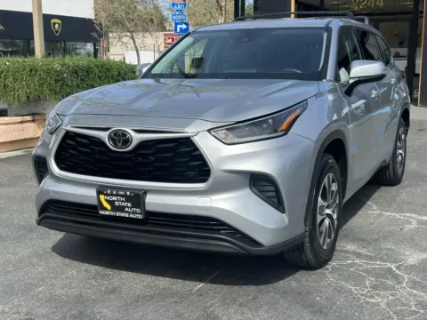 More photos of 2021 Toyota Highlander L at North State Auto, CA