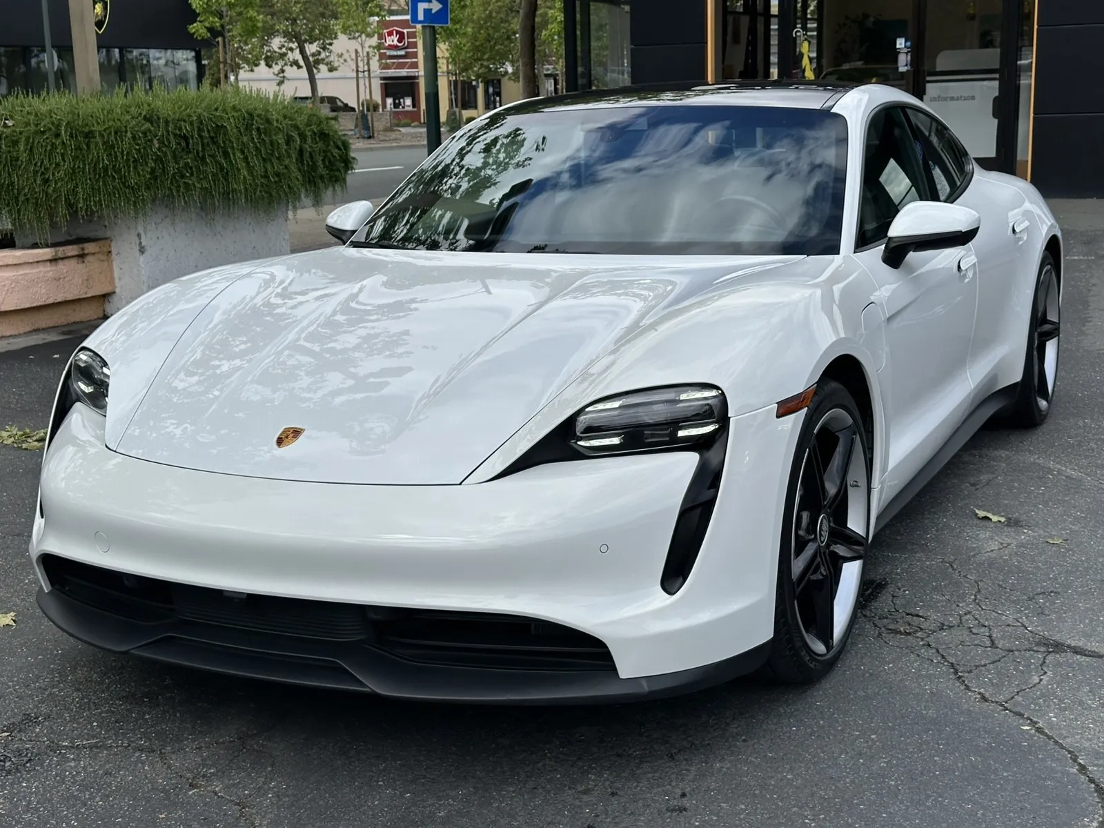 More photos of 2022 Porsche Taycan at North State Auto, CA