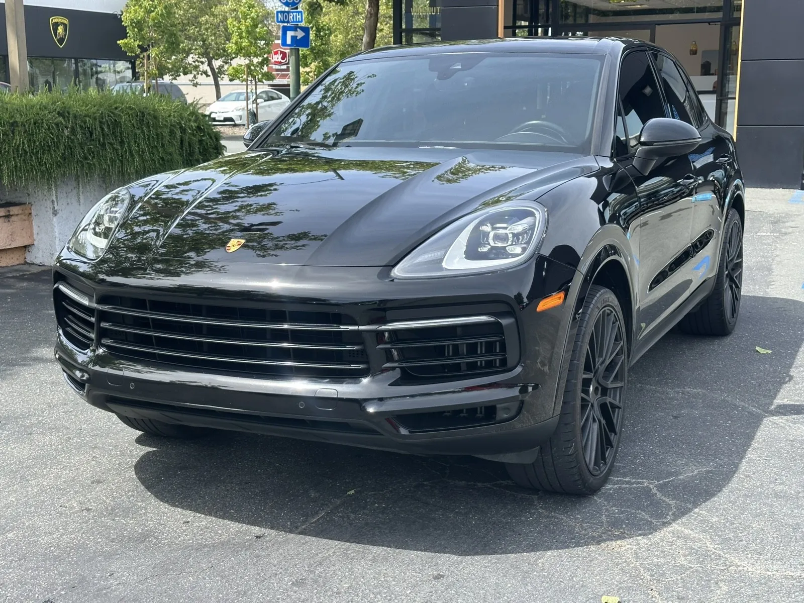 More photos of 2020 Porsche Cayenne at North State Auto, CA