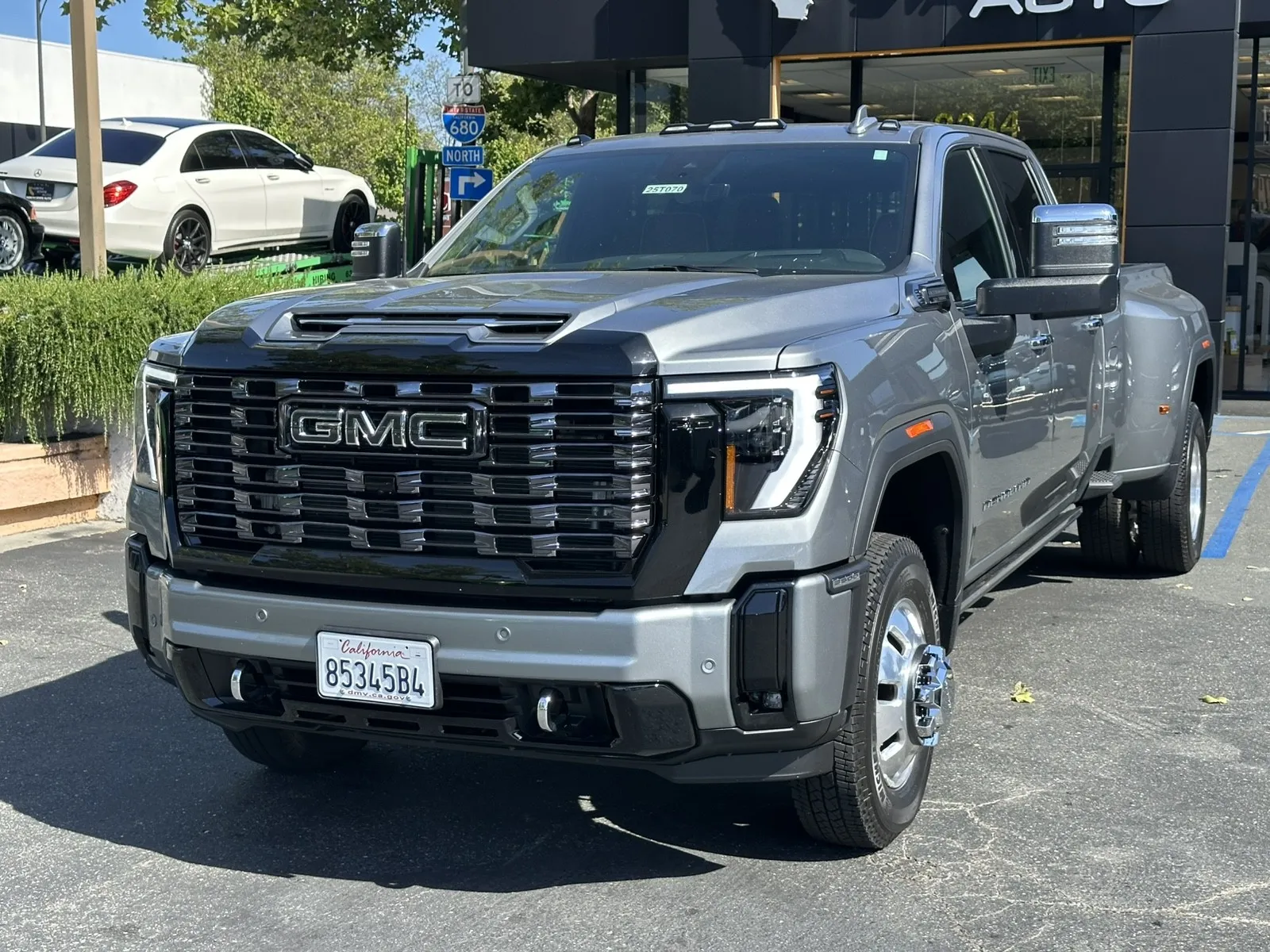 More photos of 2025 GMC Sierra 3500HD Denali Ultimate at North State Auto, CA