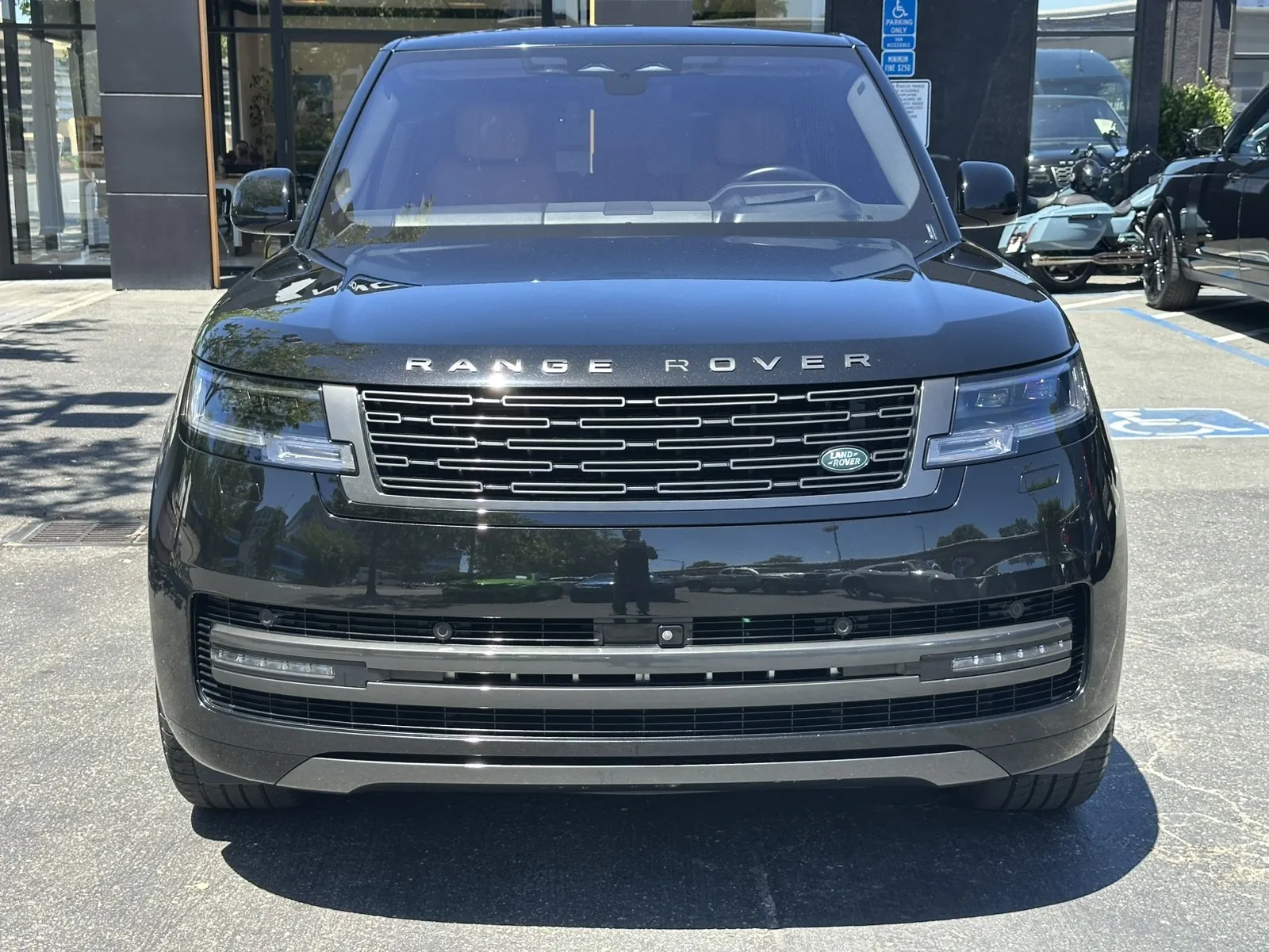 More photos of 2023 Land Rover Range Rover SE at North State Auto, CA