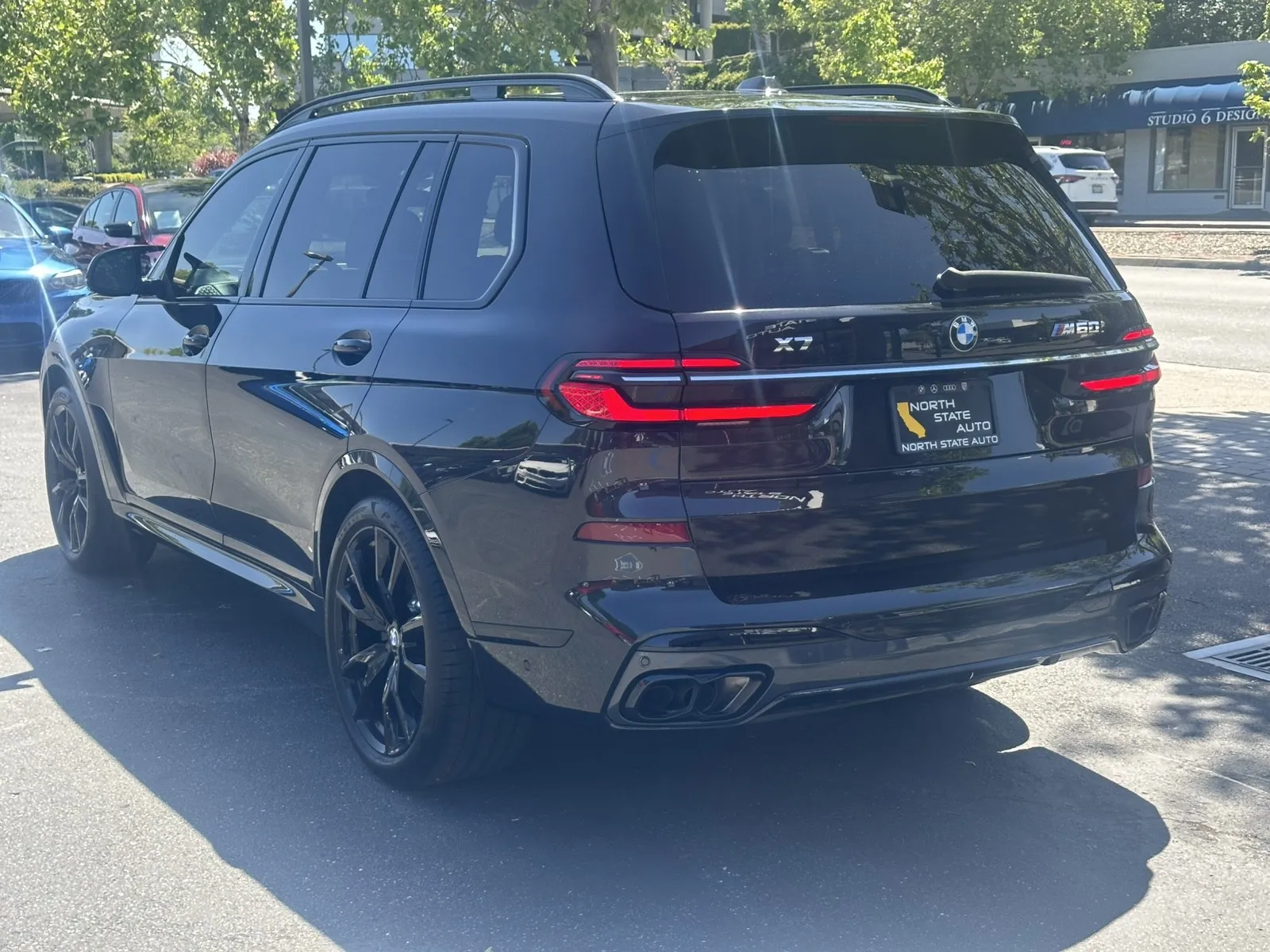 2023 BMW X7 M60i - Photo 11