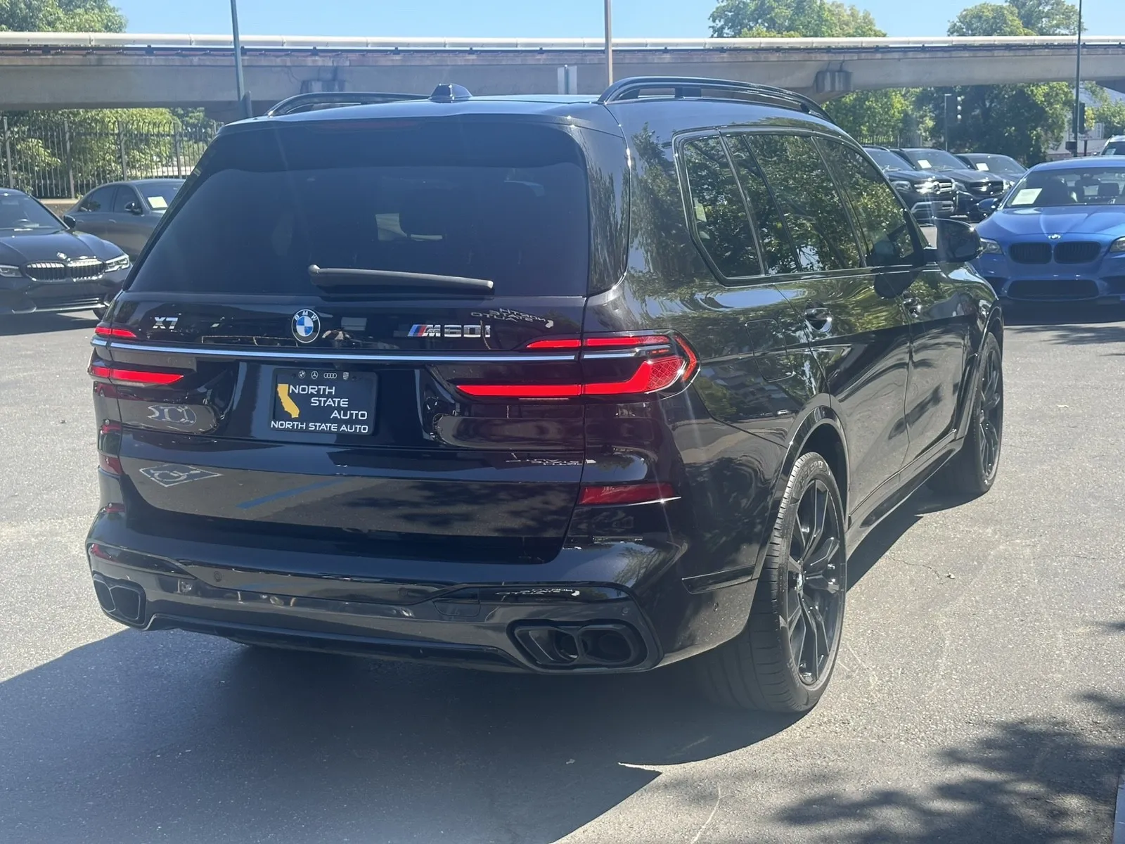 2023 BMW X7 M60i - Photo 9