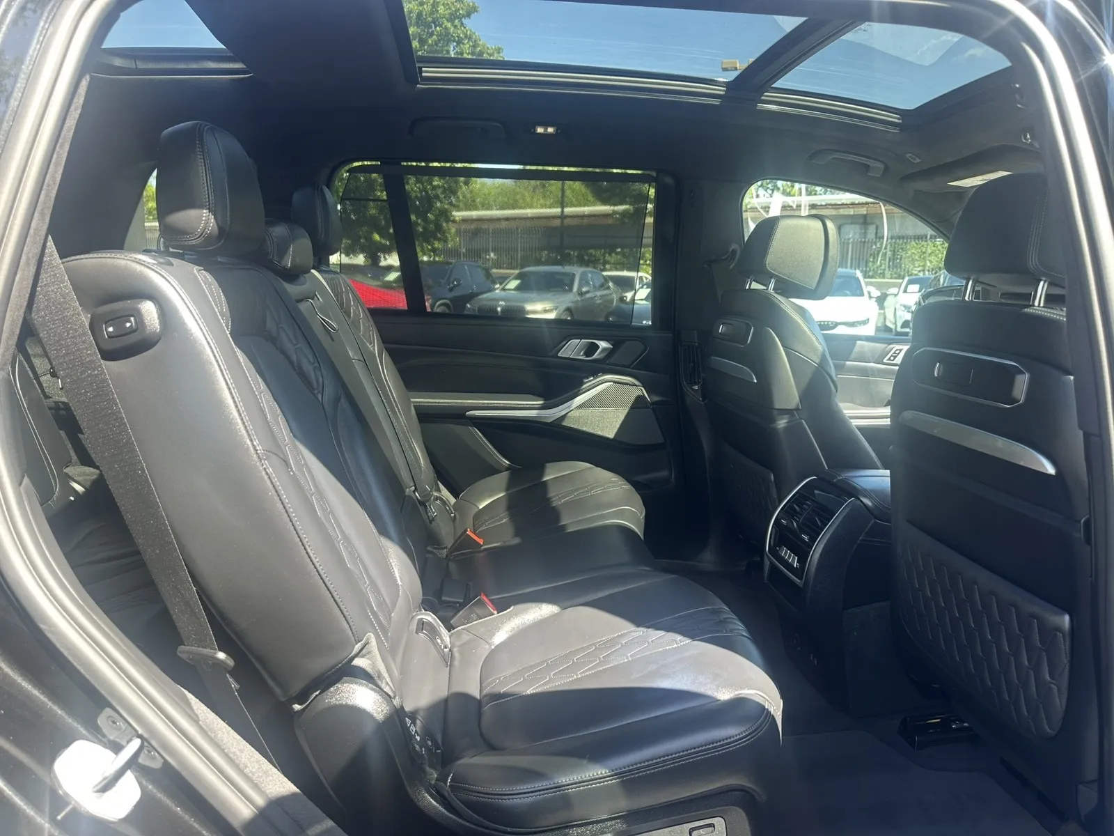 2023 BMW X7 M60i - Photo 23