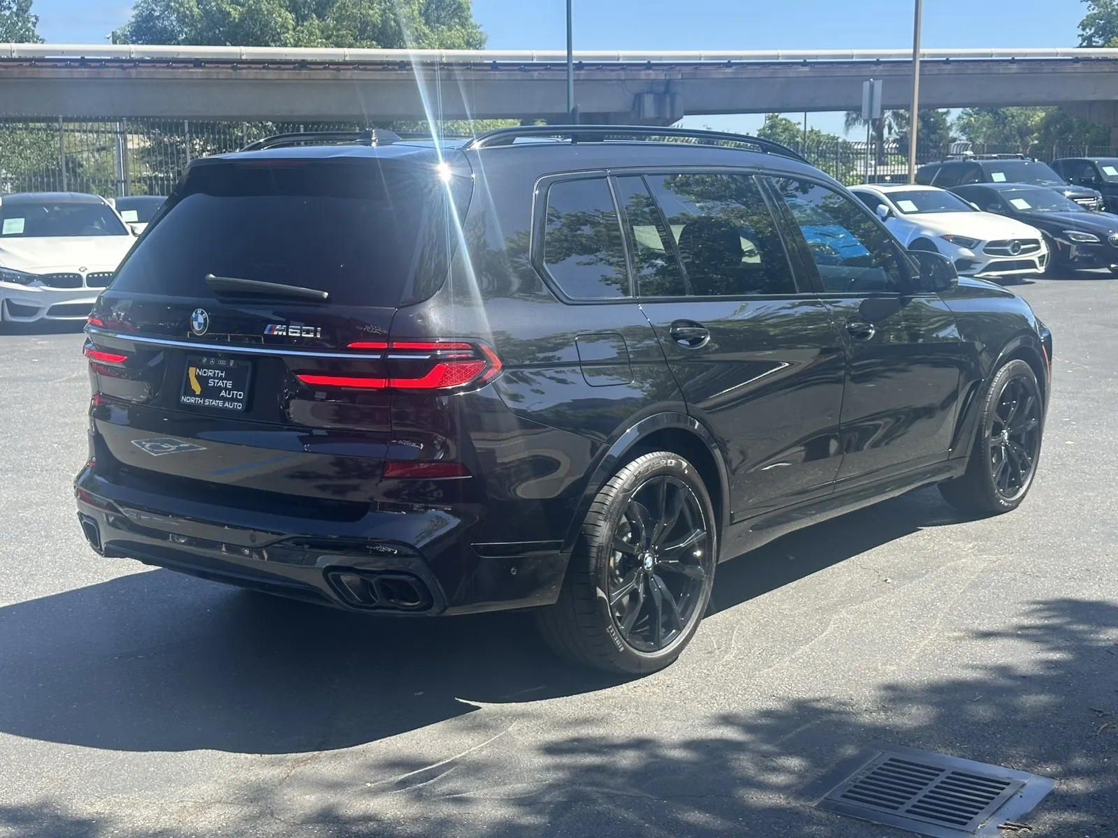 2023 BMW X7 M60i - Photo 8