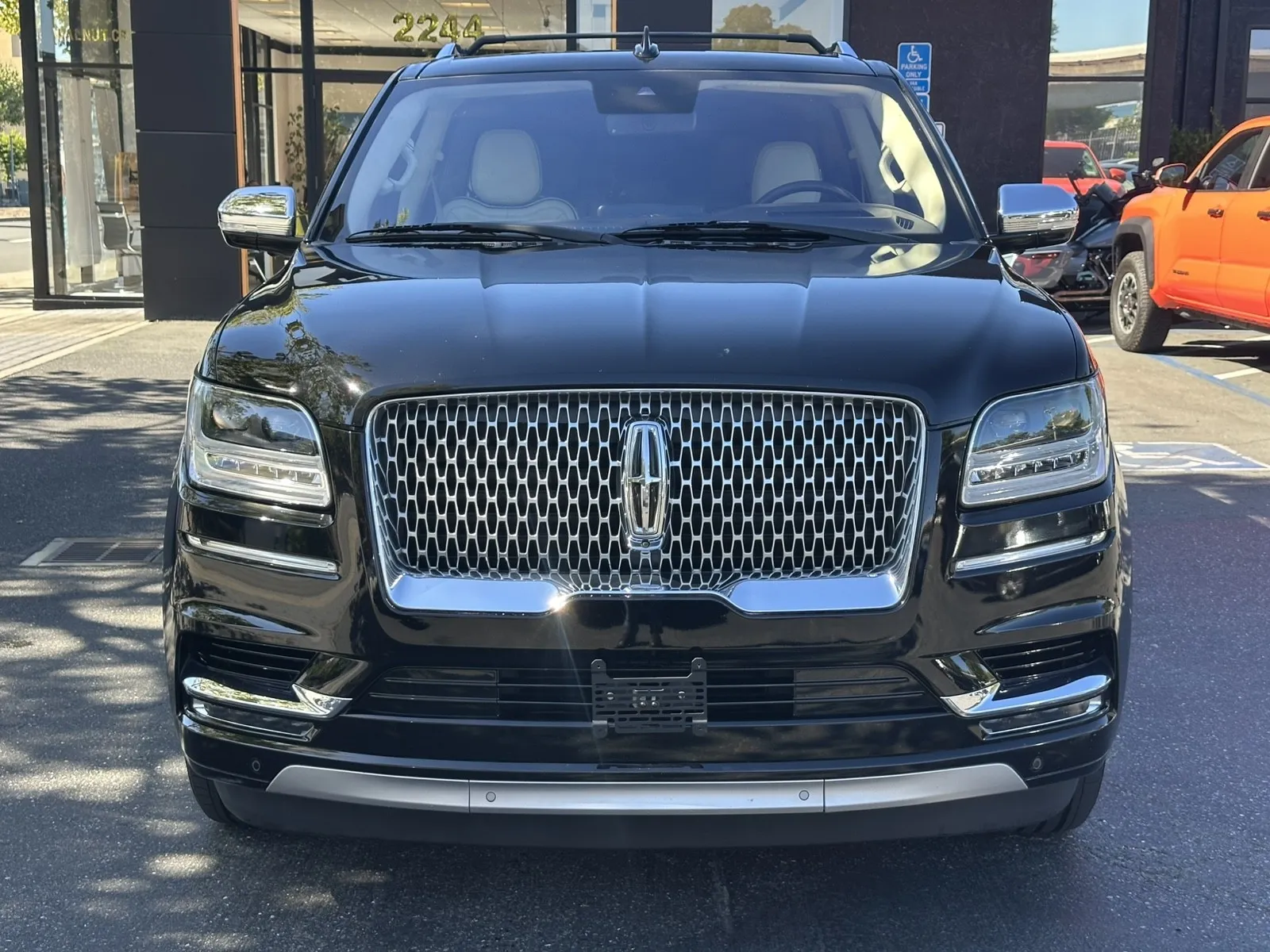 More photos of 2018 Lincoln Navigator L Black Label at North State Auto, CA