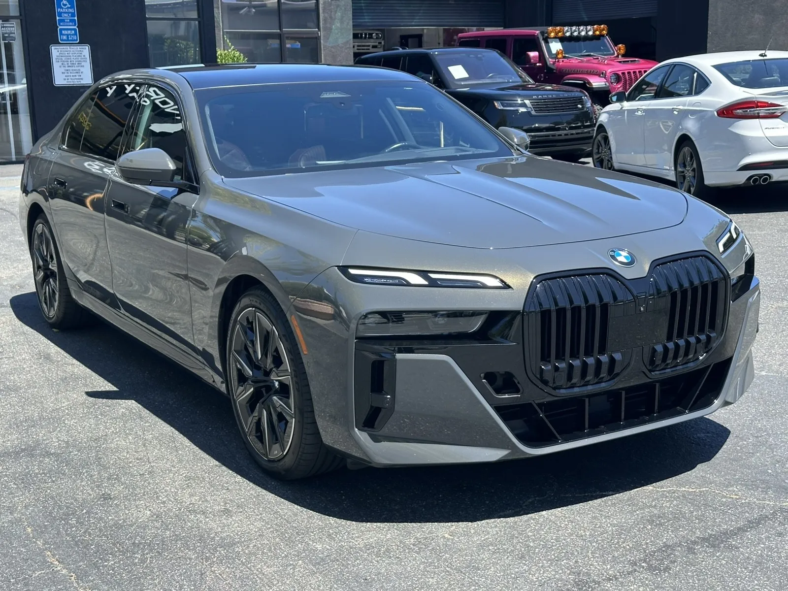 More photos of 2023 BMW 7 Series 740i at North State Auto, CA