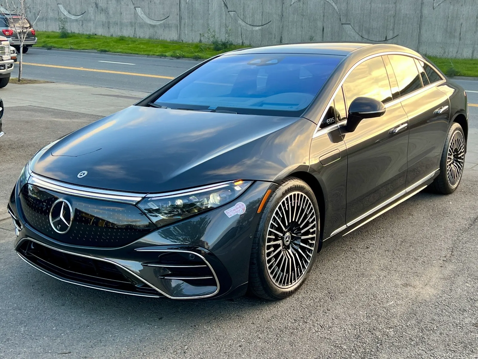 2022 Mercedes-Benz EQS - Photo 10