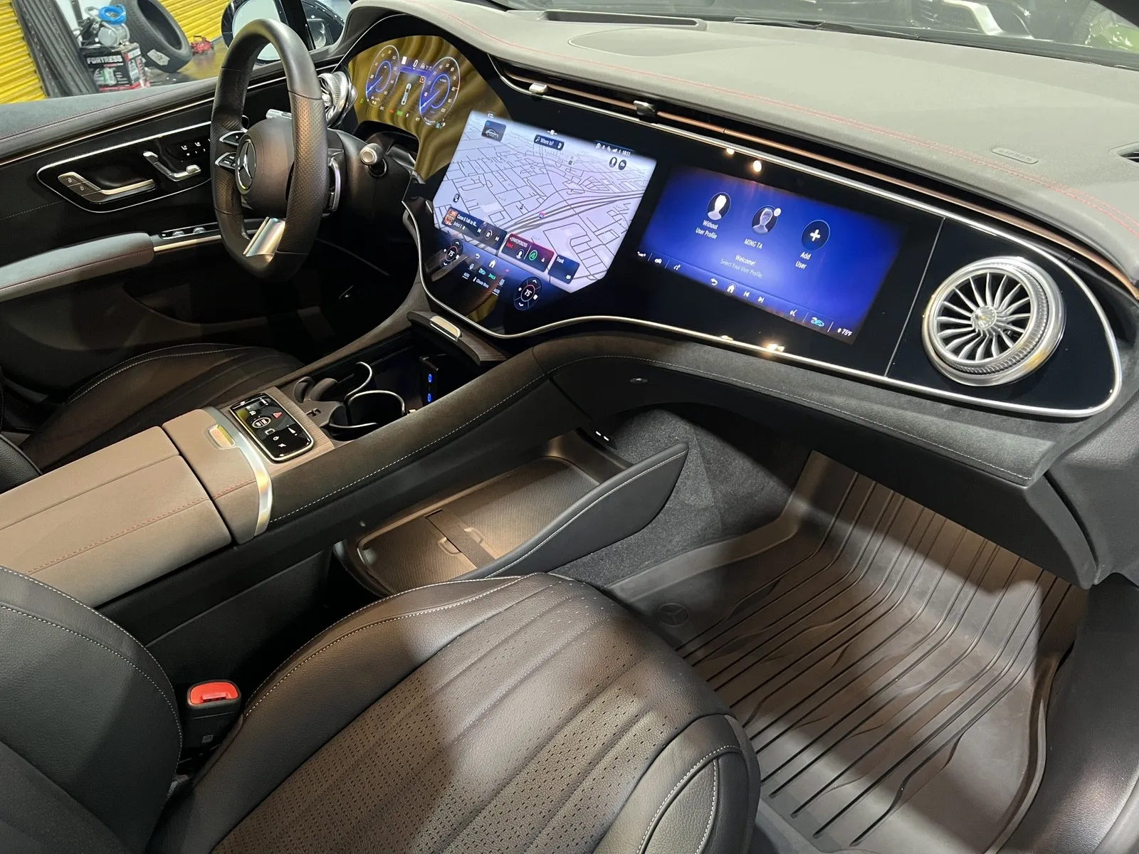 2022 Mercedes-Benz EQS - Photo 16