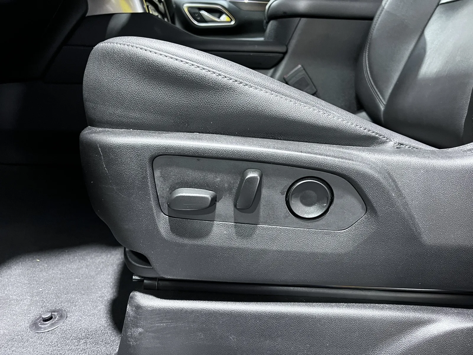 2023 Chevrolet Tahoe LT - Photo 25