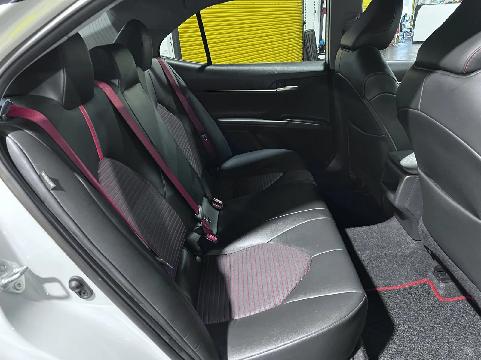 2021 Toyota Camry TRD - Photo 18