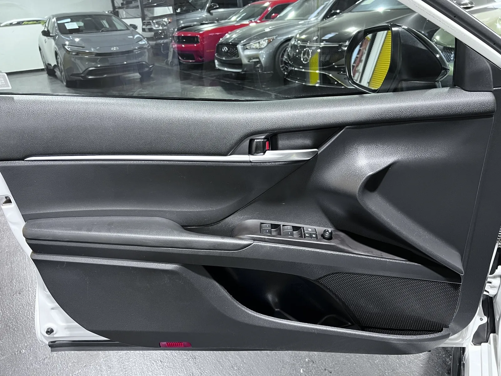 2021 Toyota Camry TRD - Photo 24