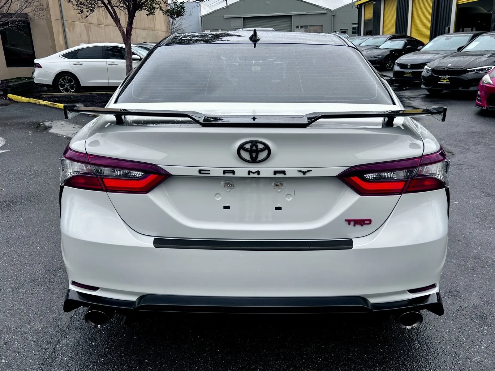 2021 Toyota Camry TRD - Photo 7