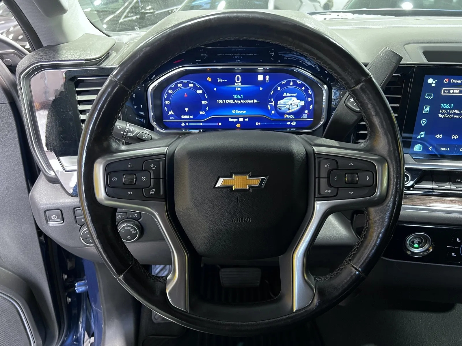 2022 Chevrolet Silverado 1500 LT - Photo 11