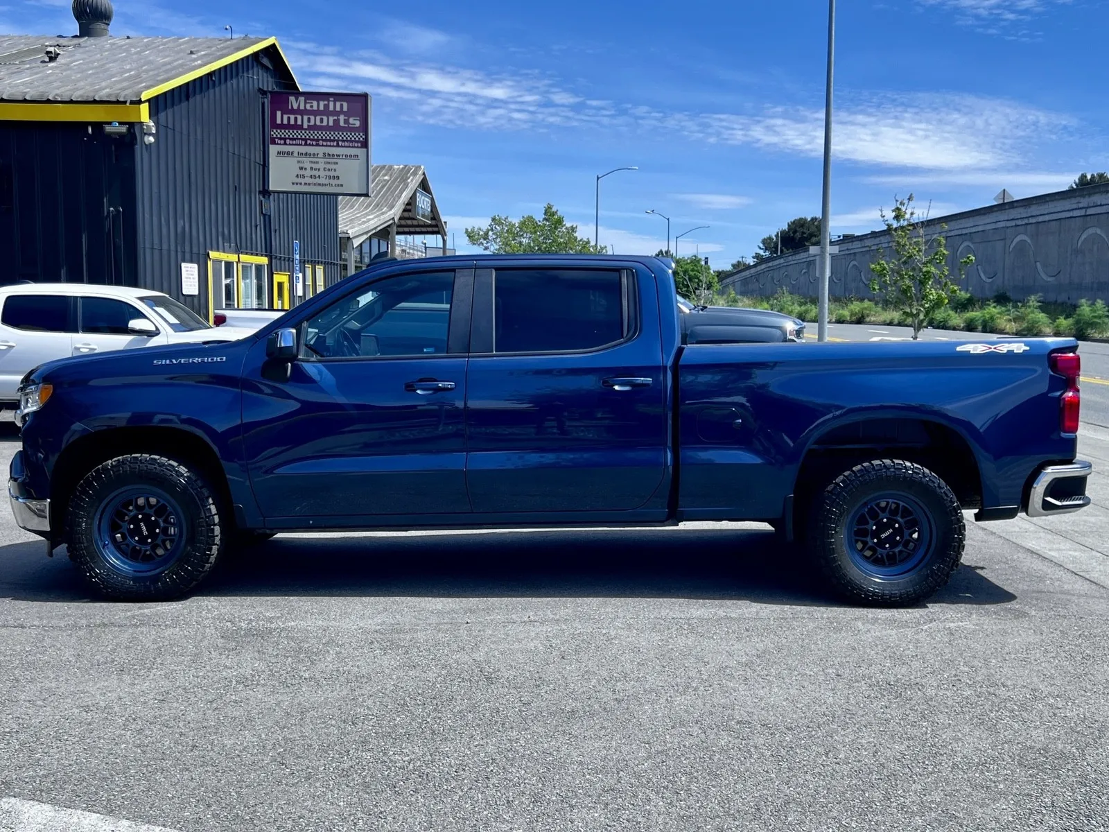 2022 Chevrolet Silverado 1500 LT - Photo 9