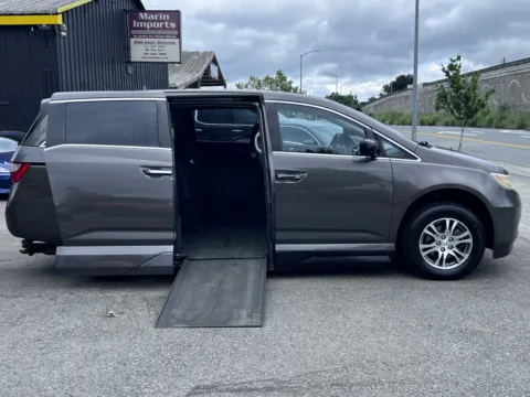 More photos of 2011 Honda Odyssey EX-L at Marin Imports, CA
