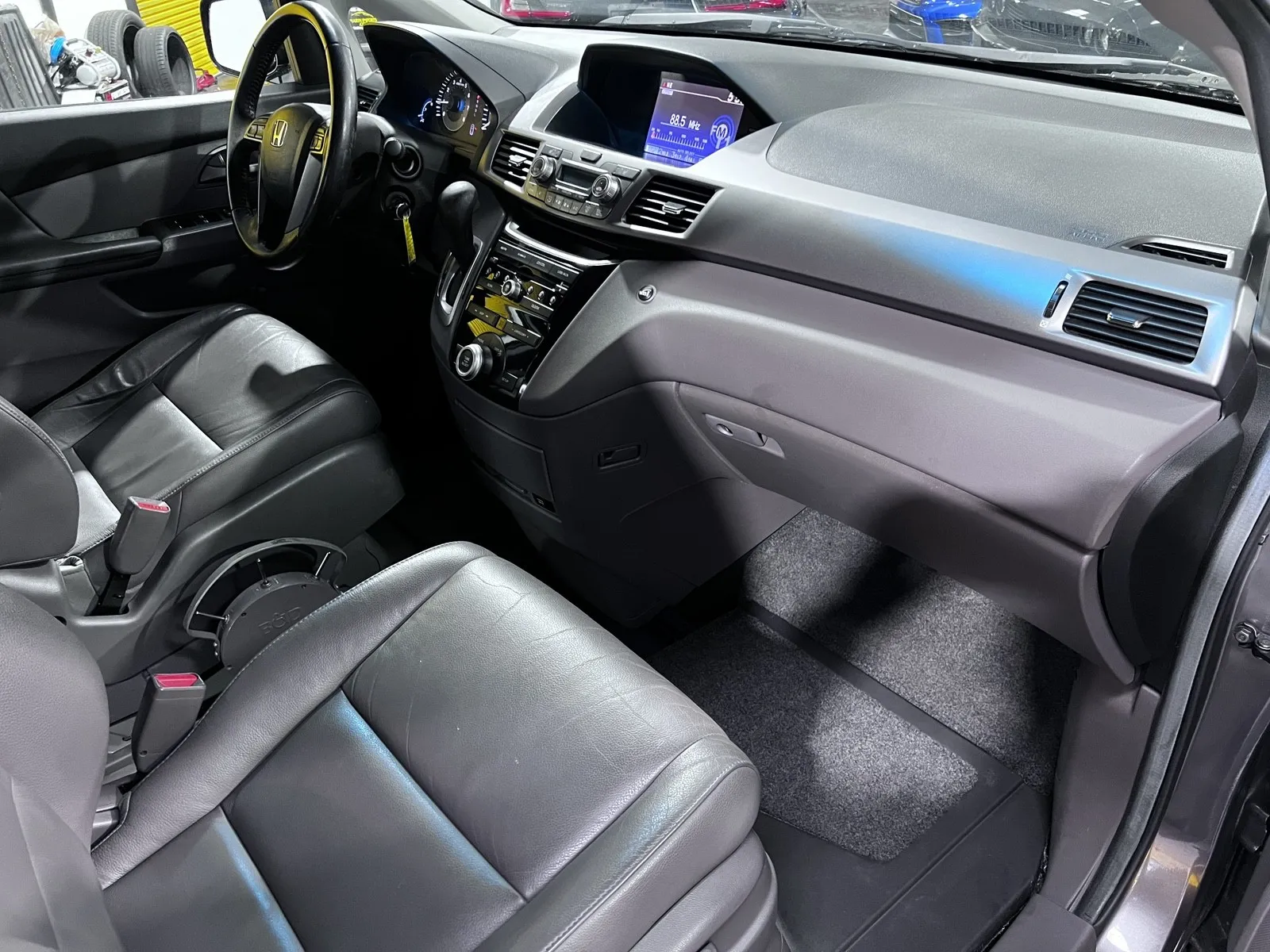 Honda Odyssey photo 16