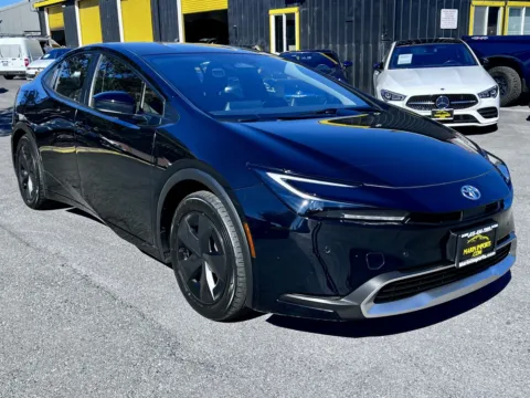 More photos of 2023 Toyota Prius Prime SE at Marin Imports, CA