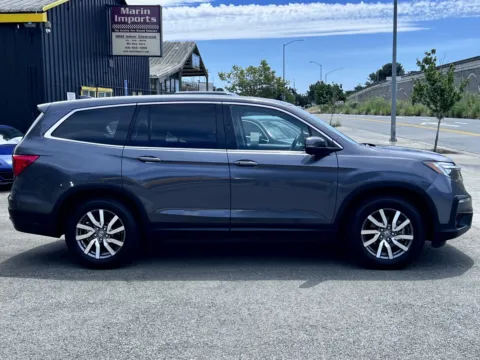 More photos of 2019 Honda Pilot EX-L at Marin Imports, CA