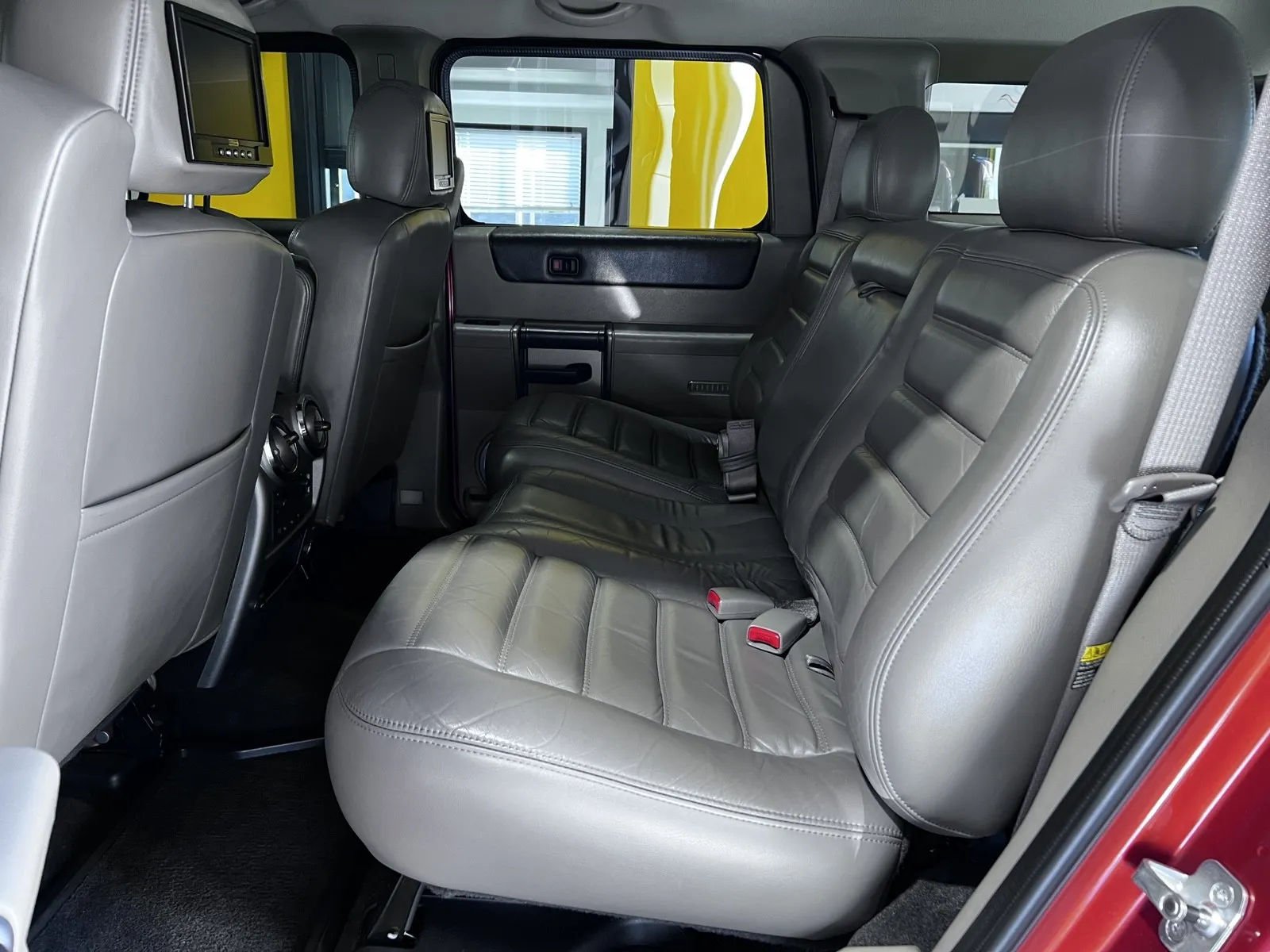 Hummer H2 photo 19