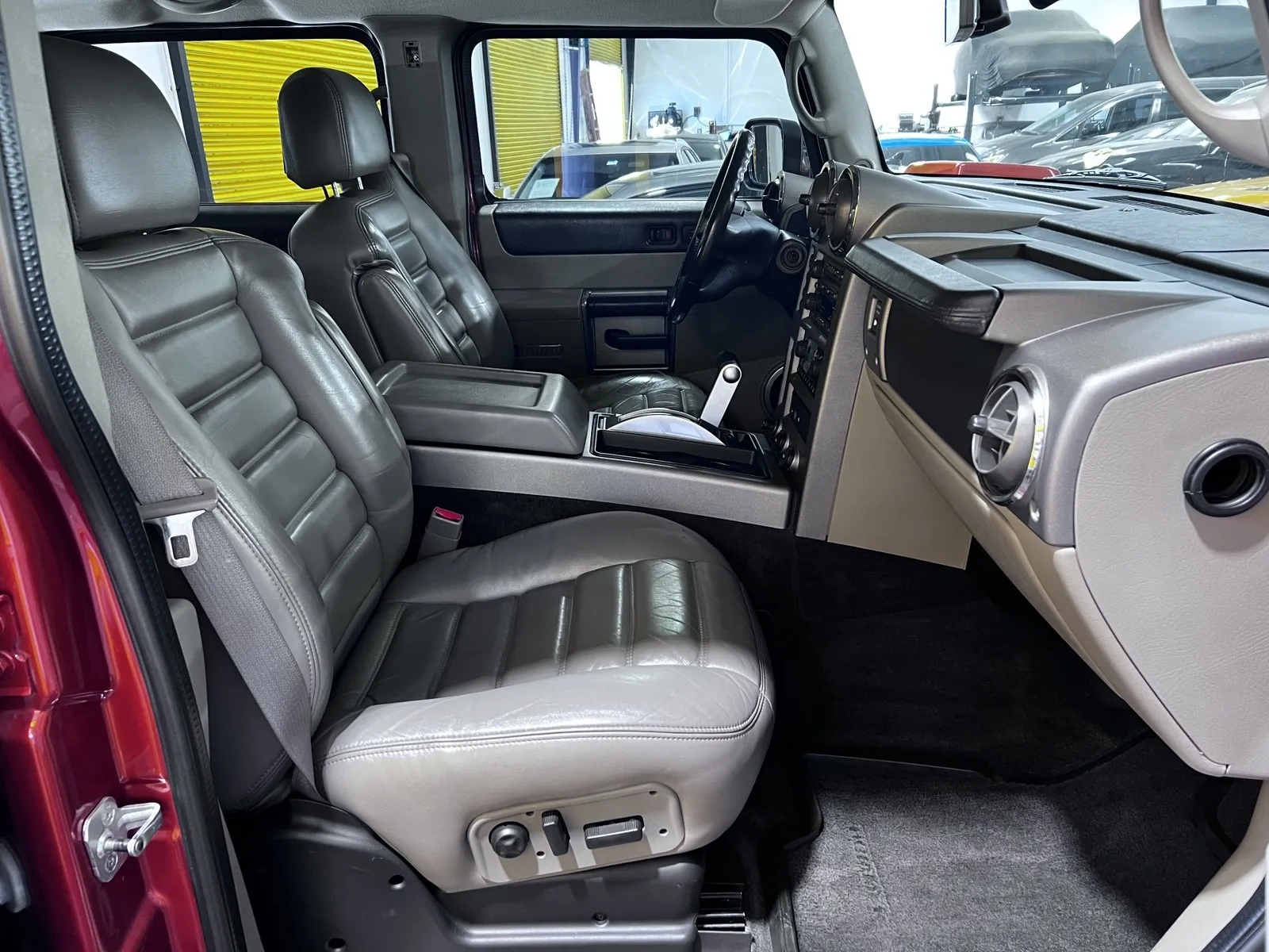Hummer H2 photo 17