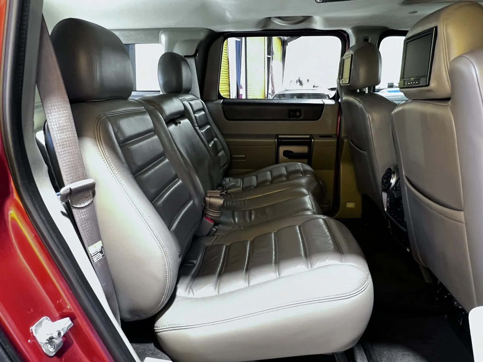Hummer H2 photo 18