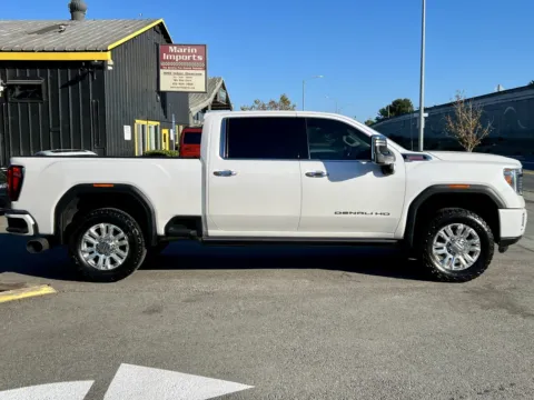 More photos of 2022 GMC Sierra 2500 HD Denali at Marin Imports, CA