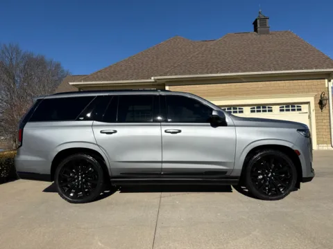 More photos of 2023 CADILLAC ESCALADE SPORT at Banks Motors LLC, MO